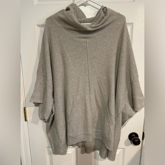 Free People Whisper Cashmere Poncho - Picture 5 of 14